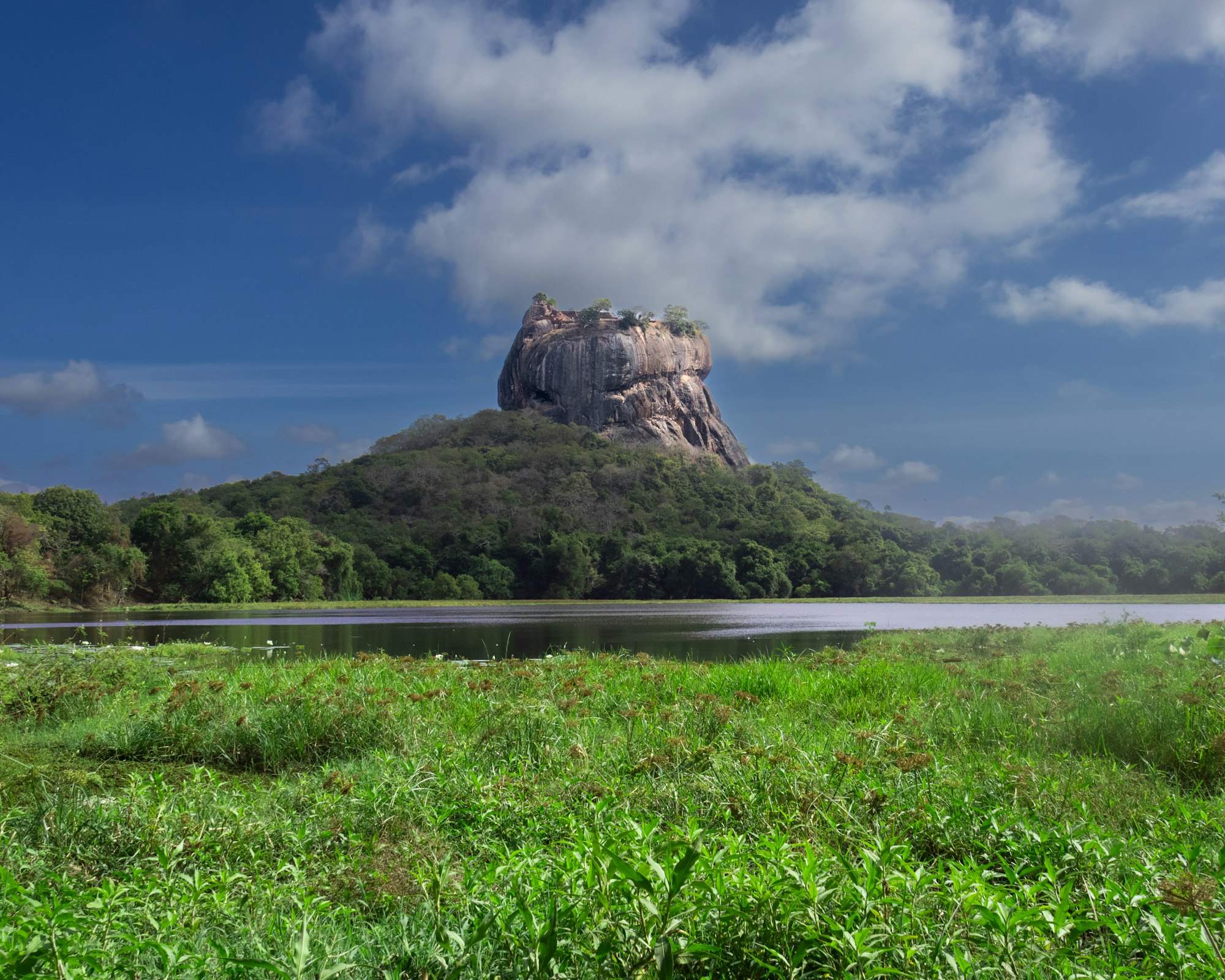 Sigiriya Felsenfestung bei Sonnenaufgang